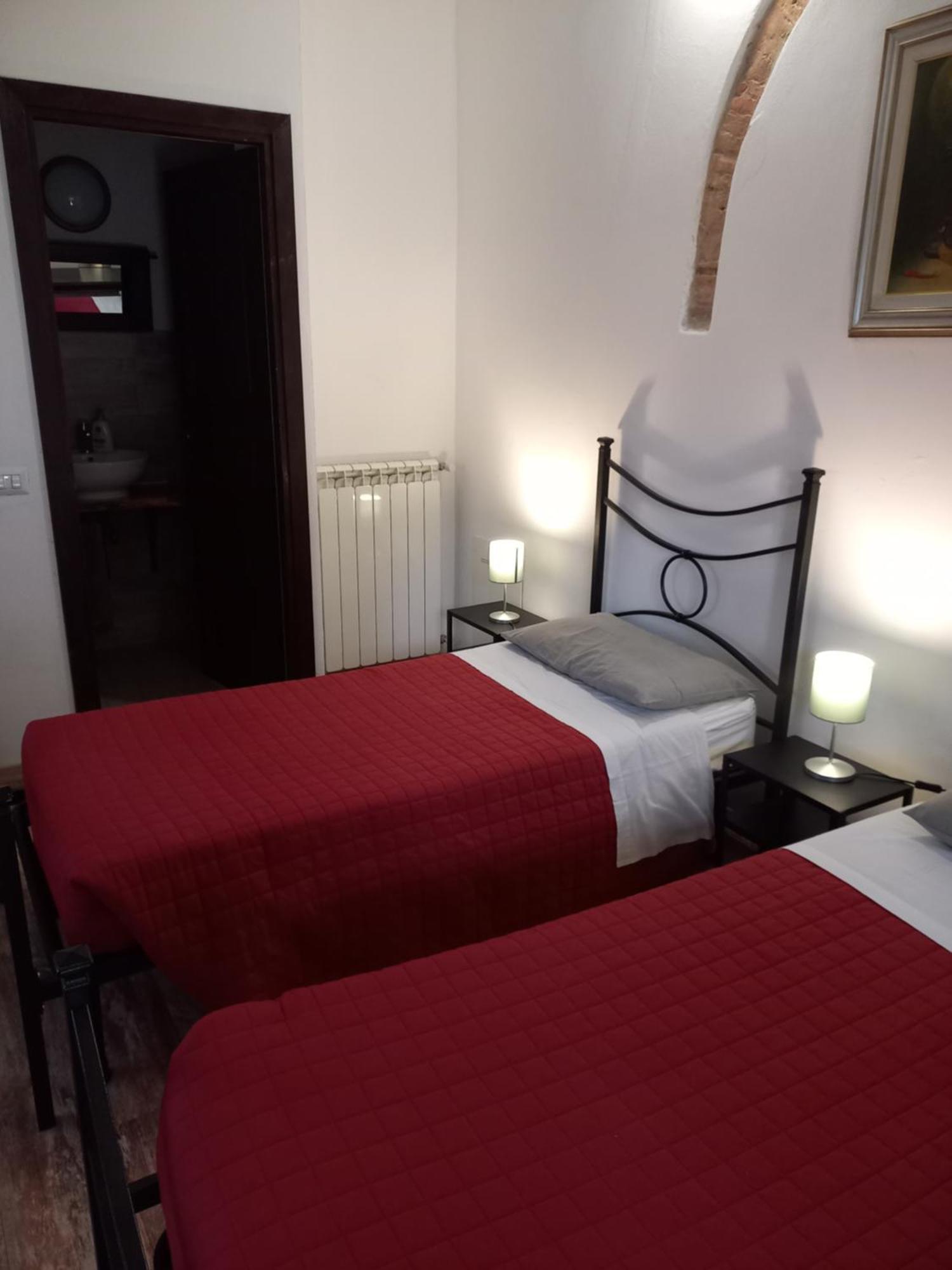 B&B Il Pittore 보르고산로렌조 외부 사진